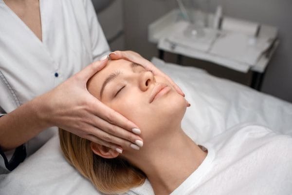 facial massage kobido lifting collagen