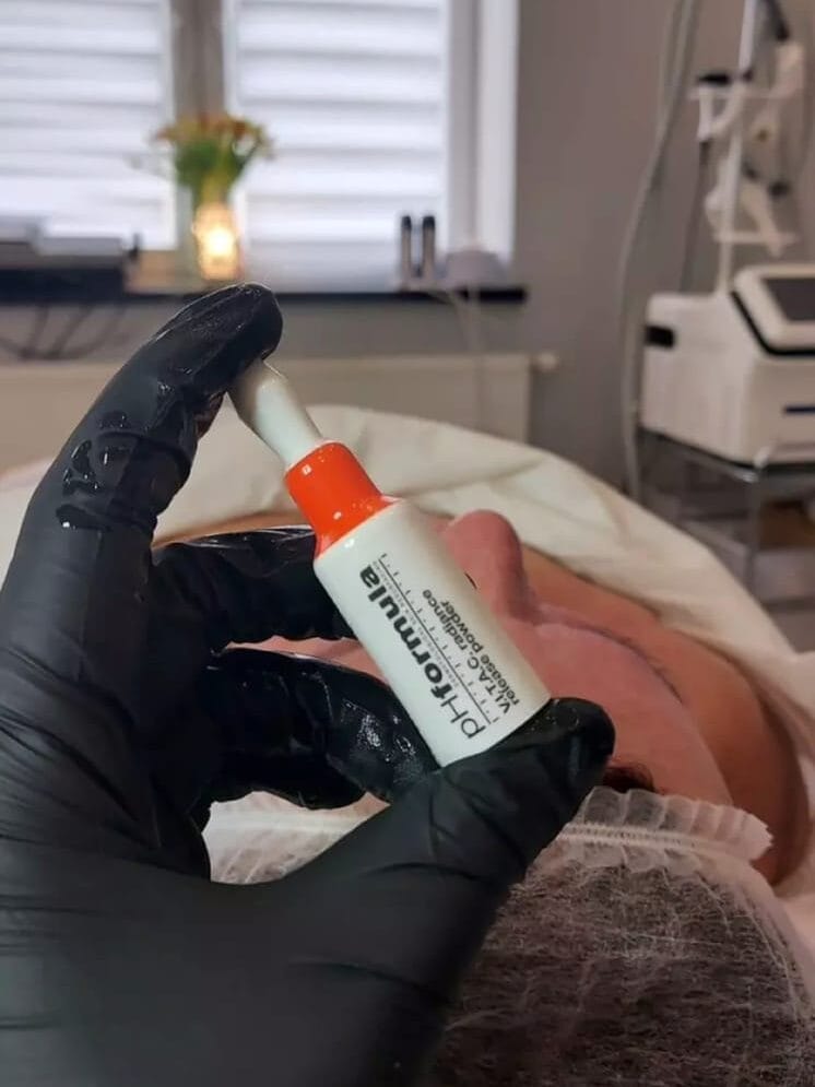 cosmetic treatment using pH formula - ampoule