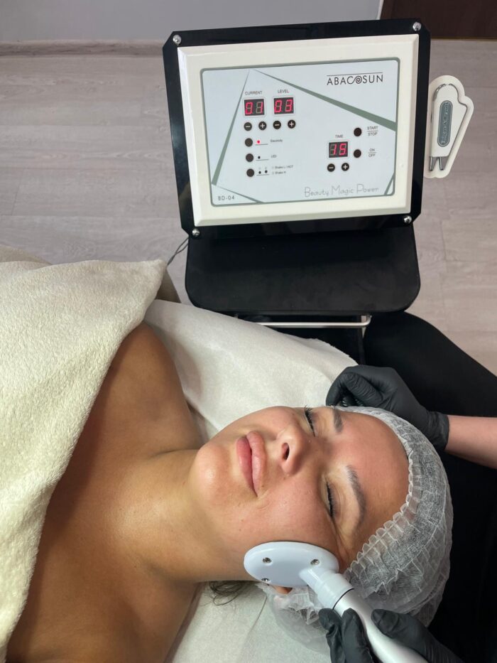 scissors - treatment on Joan's cheek